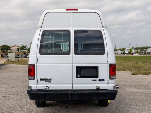 Used 2013 Ford E-250 and Econoline 250 Extended w/ PWR Group RWD image 6