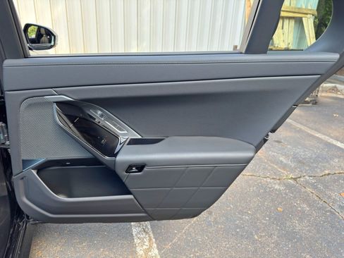 Used 2025 BMW 740i w/ Premium Package RWD image 56