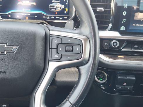 Used 2022 Chevrolet Silverado 1500 LT Trail Boss w/ LT Trail Boss Premium Package AWD/4WD image 28