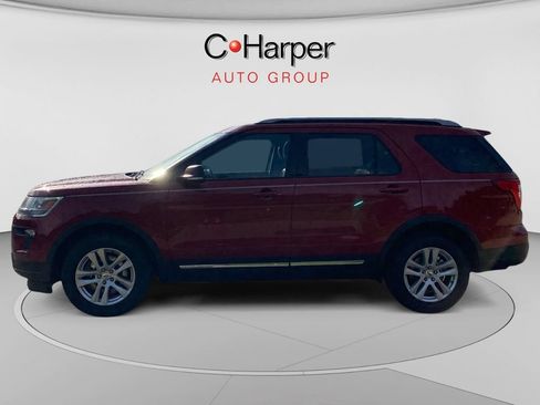 Used 2019 Ford Explorer XLT w/ Equipment Group 202A AWD/4WD image 6