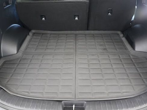 Used 2023 Hyundai Santa Fe Limited image 22