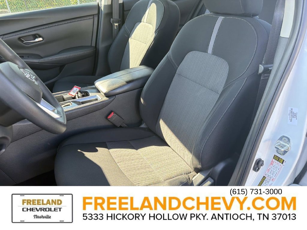 Used 2024 Nissan Sentra SV FWD image 26