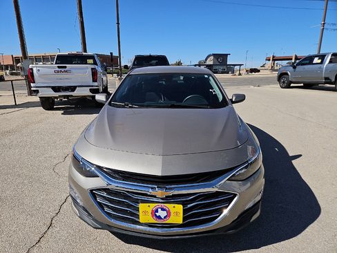 Used 2024 Chevrolet Malibu LT image 8