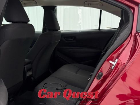 Used 2024 Toyota Corolla LE FWD image 11