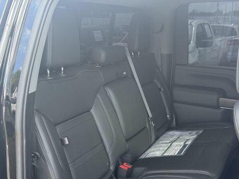 Used 2022 GMC Sierra 3500 Denali w/ Denali Ultimate Package AWD/4WD image 34