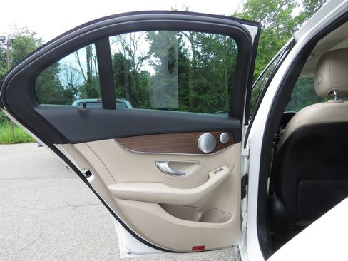 Used 2019 Mercedes-Benz C 300 4MATIC Sedan image 19