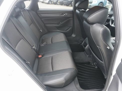 Used 2022 Honda Accord Sport image 19