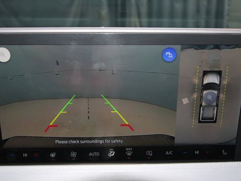 Used 2025 Ford Maverick Lobo image 14