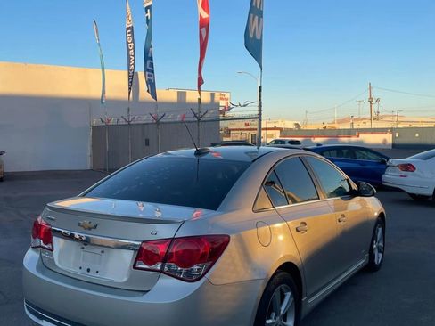 Used 2016 Chevrolet Cruze LT w/ Sun, Sound and Sport Package image 3