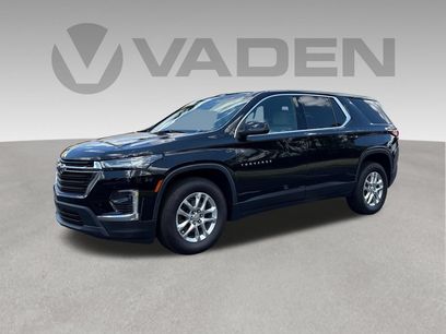 Used 2023 Chevrolet Traverse LS