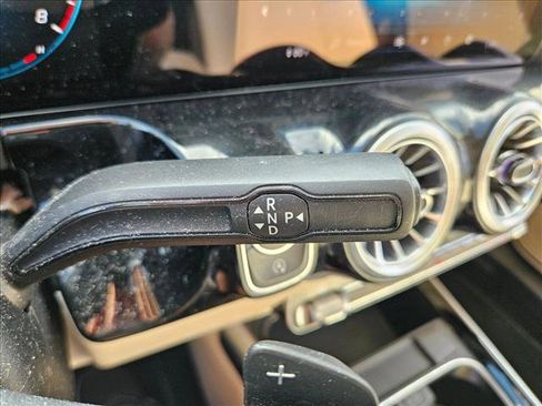 Used 2023 Mercedes-Benz GLA 250 image 12
