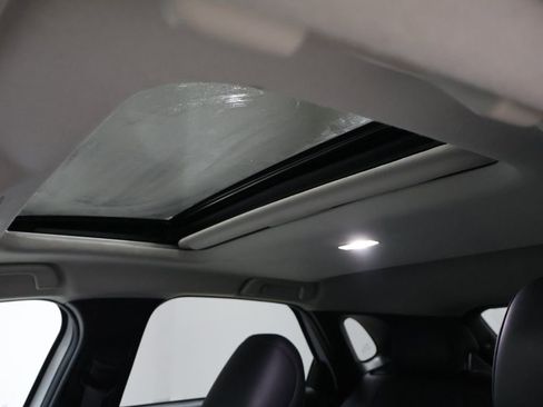 Used 2025 MAZDA CX-30 AWD 2.5 S w/ Preferred Package image 8