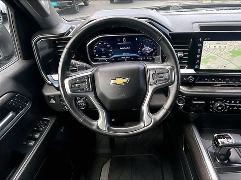 Used 2024 Chevrolet Silverado 1500 LTZ w/ LTZ Convenience Package II AWD/4WD image 16