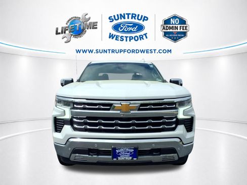 Used 2024 Chevrolet Silverado 1500 LTZ AWD/4WD image 27