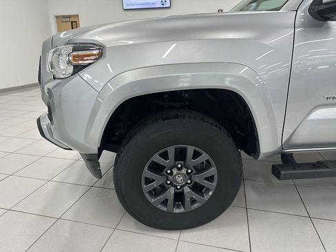 Used 2023 Toyota Tacoma SR5 AWD/4WD image 36