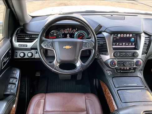 Used 2020 Chevrolet Tahoe Premier w/ Premier Plus Edition AWD/4WD image 5