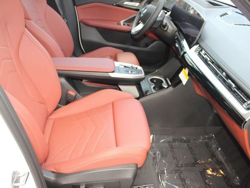 Used 2026 BMW X1 xDrive28i w/ Technology Package AWD/4WD image 26