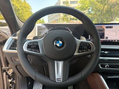 New 2027 BMW X6 xDrive40i AWD/4WD image 11