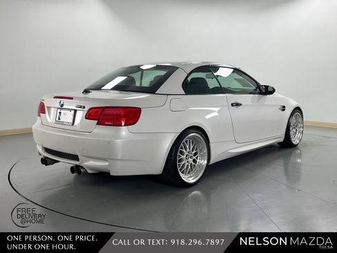 Used 2011 BMW M3 Convertible image 7