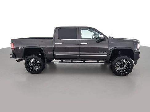 Used 2016 GMC Sierra 1500 Denali w/ Enhanced Driver Alert Package image 4