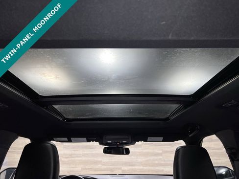 Used 2021 Ford Explorer ST w/ Equipment Group 401A image 6