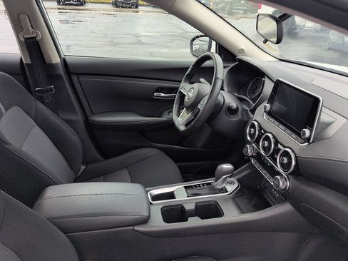 Used 2024 Nissan Sentra SV w/ All-Weather Package image 7