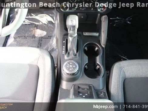 Used 2021 Ford Bronco 4-Door w/ Sasquatch Package image 12