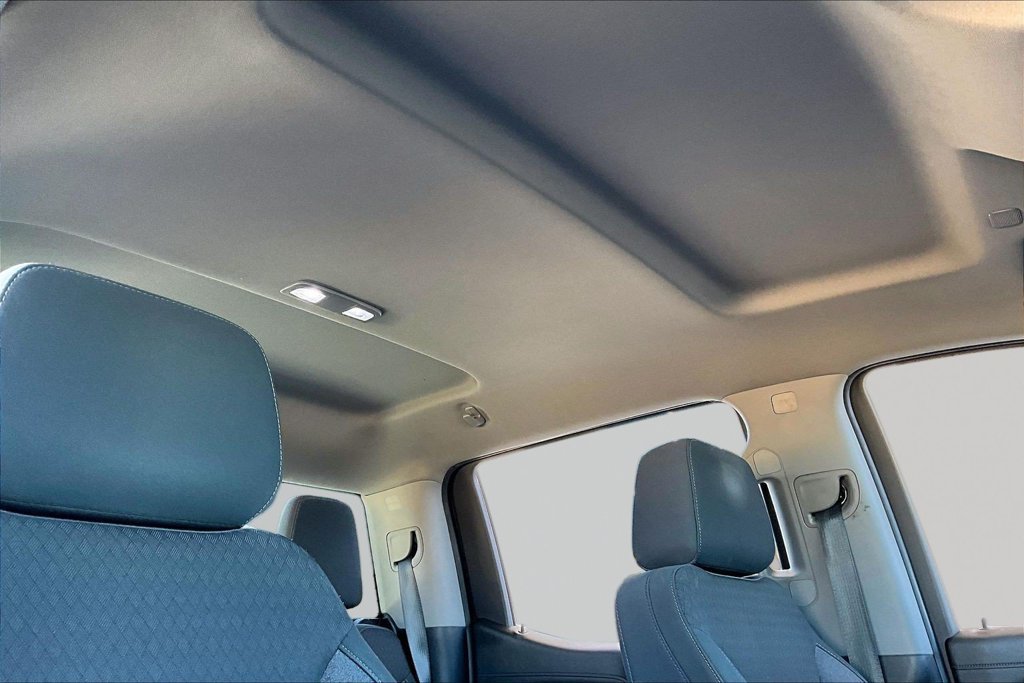 Used 2020 GMC Sierra 1500 Elevation w/ Elevation Value Package AWD/4WD image 23