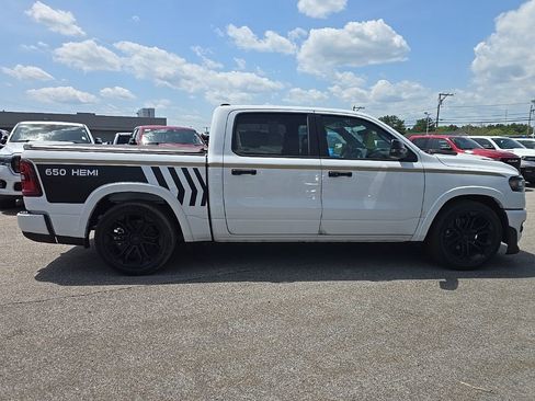New 2026 RAM 1500 Big Horn AWD/4WD image 5