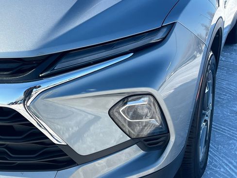 Used 2025 Chevrolet Blazer LT image 4