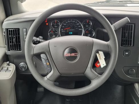 Used 2025 GMC Savana 2500 Extended w/ Driver Convenience Package RWD image 12