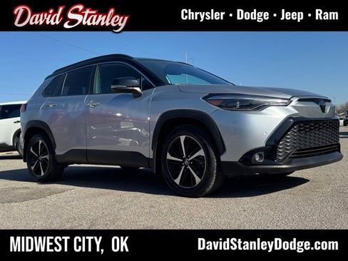 Used 2025 Toyota Corolla Cross AWD Hybrid w/ Convenience Package image 1