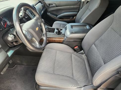 Used 2018 Chevrolet Tahoe LS RWD image 12