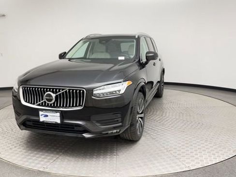 Used 2023 Volvo XC90 B5 Core w/ Protection Package Premier image 7