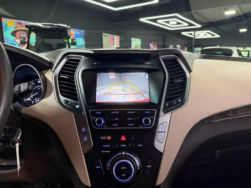 Used 2017 Hyundai Santa Fe Sport FWD image 14