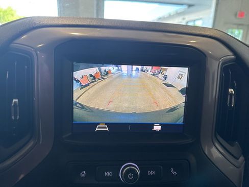 Used 2021 Chevrolet Silverado 1500 Custom Trail Boss w/ Safety Confidence Package AWD/4WD image 32