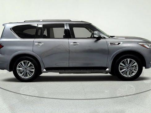 Used 2021 INFINITI QX80 Luxe AWD/4WD image 6