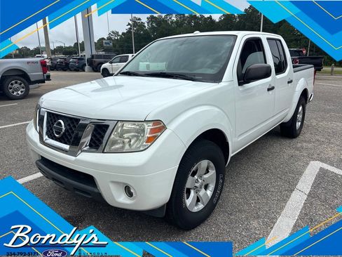 Used 2013 Nissan Frontier SV w/ SV Value Truck Pkg RWD image 1