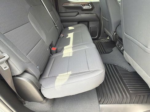 Used 2024 Chevrolet Silverado 1500 LT RWD image 15