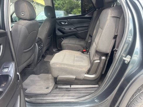 Used 2020 Chevrolet Traverse LT AWD/4WD image 13