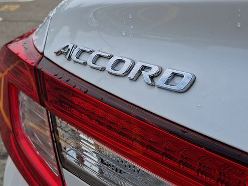 Used 2021 Honda Accord EX-L image 30
