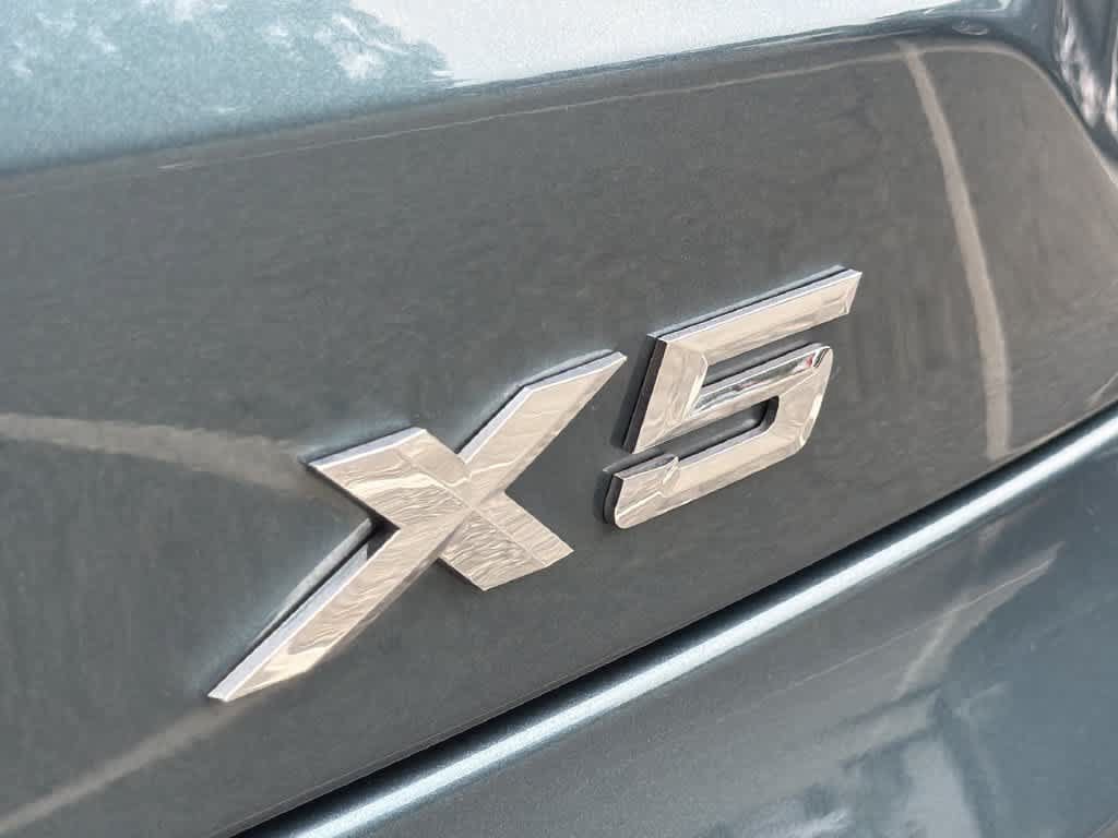 Used 2024 BMW X5 xDrive40i w/ Premium Package AWD/4WD image 15