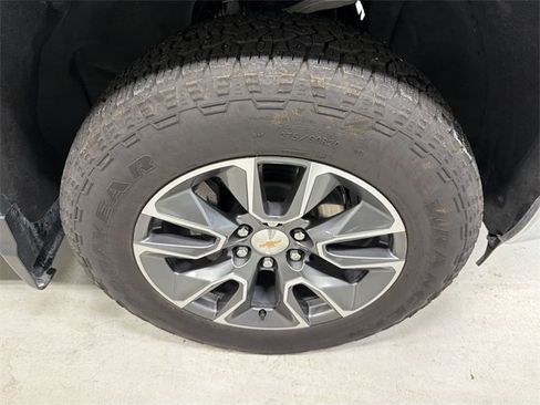 Certified 2025 Chevrolet Silverado 1500 LT image 14