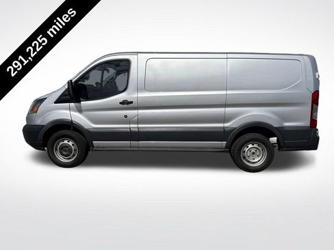 Used 2016 Ford Transit 150 130 Low Roof RWD image 2