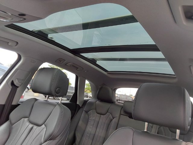 Used 2024 Audi Q5 2.0T Premium Plus AWD/4WD image 35