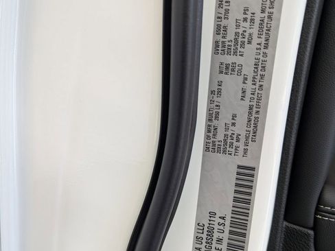 New 2025 Jeep Grand Cherokee L Altitude RWD image 34