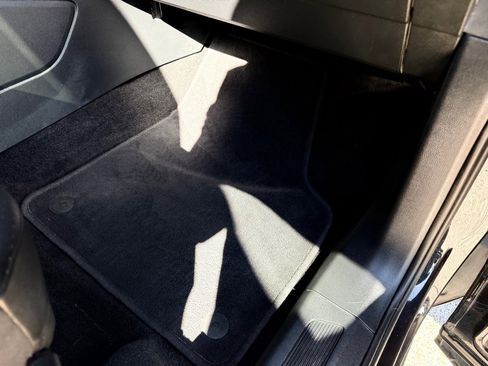 Used 2019 Volkswagen Atlas SE w/ Towing Package image 32