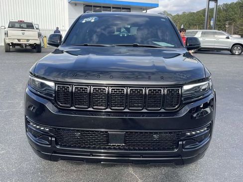 Used 2024 Jeep Wagoneer Series II image 7