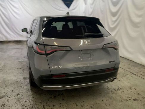 Used 2023 Honda HR-V Sport image 7
