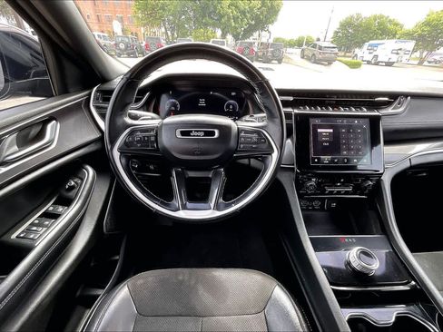 Used 2021 Jeep Grand Cherokee L Laredo AWD/4WD image 6